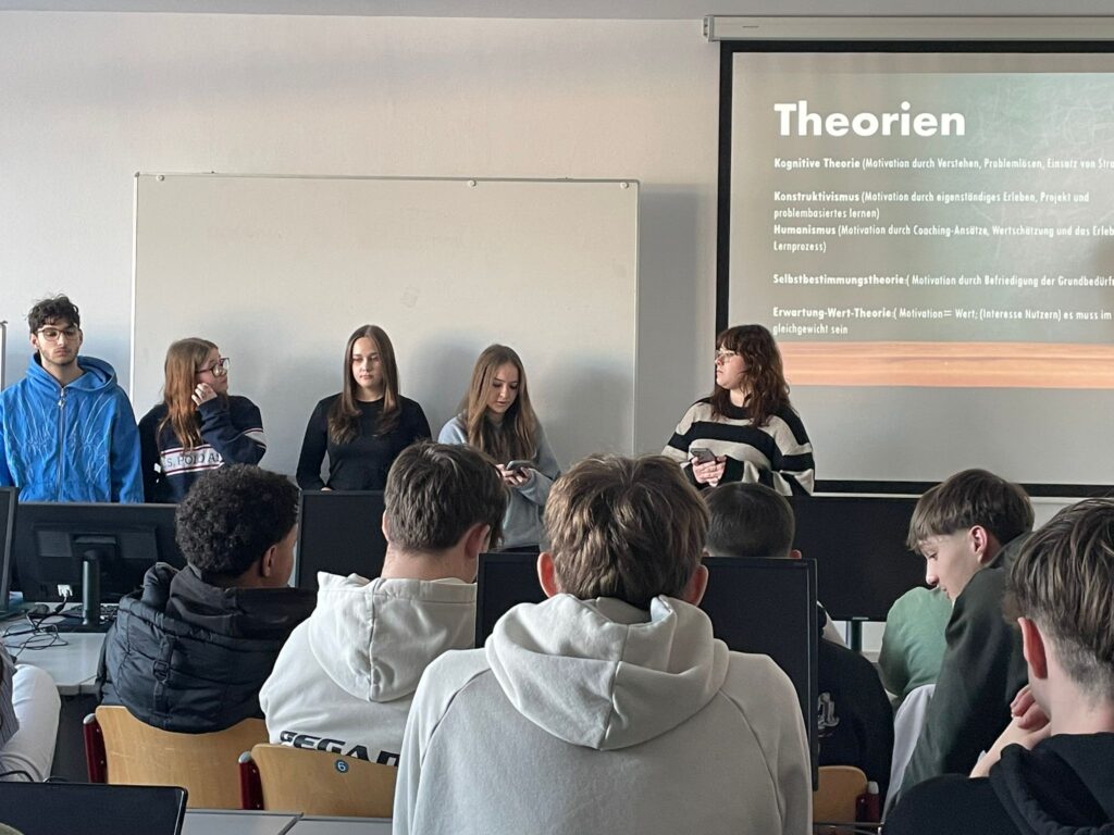 Besuch der Fachoberschule II N&Atilde;&frac14;rnberg