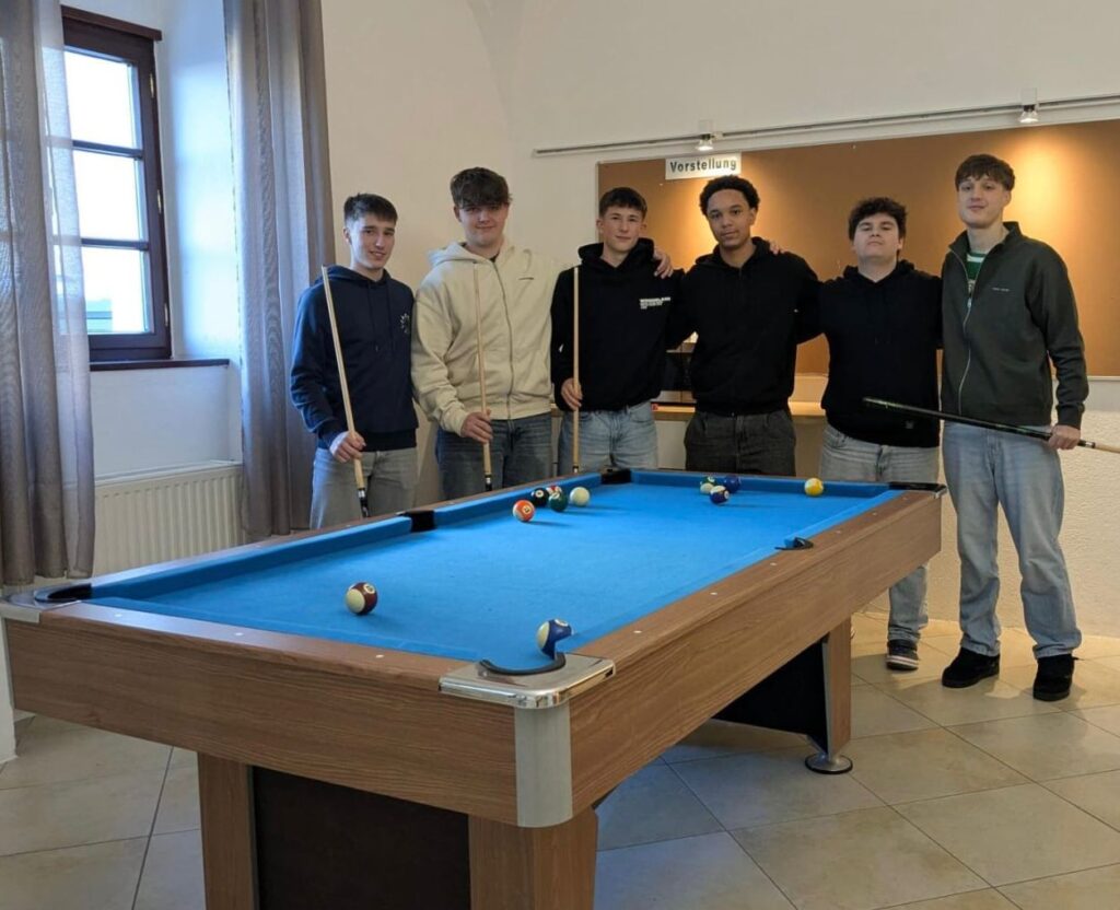 Besuch der Fachoberschule II N&Atilde;&frac14;rnberg